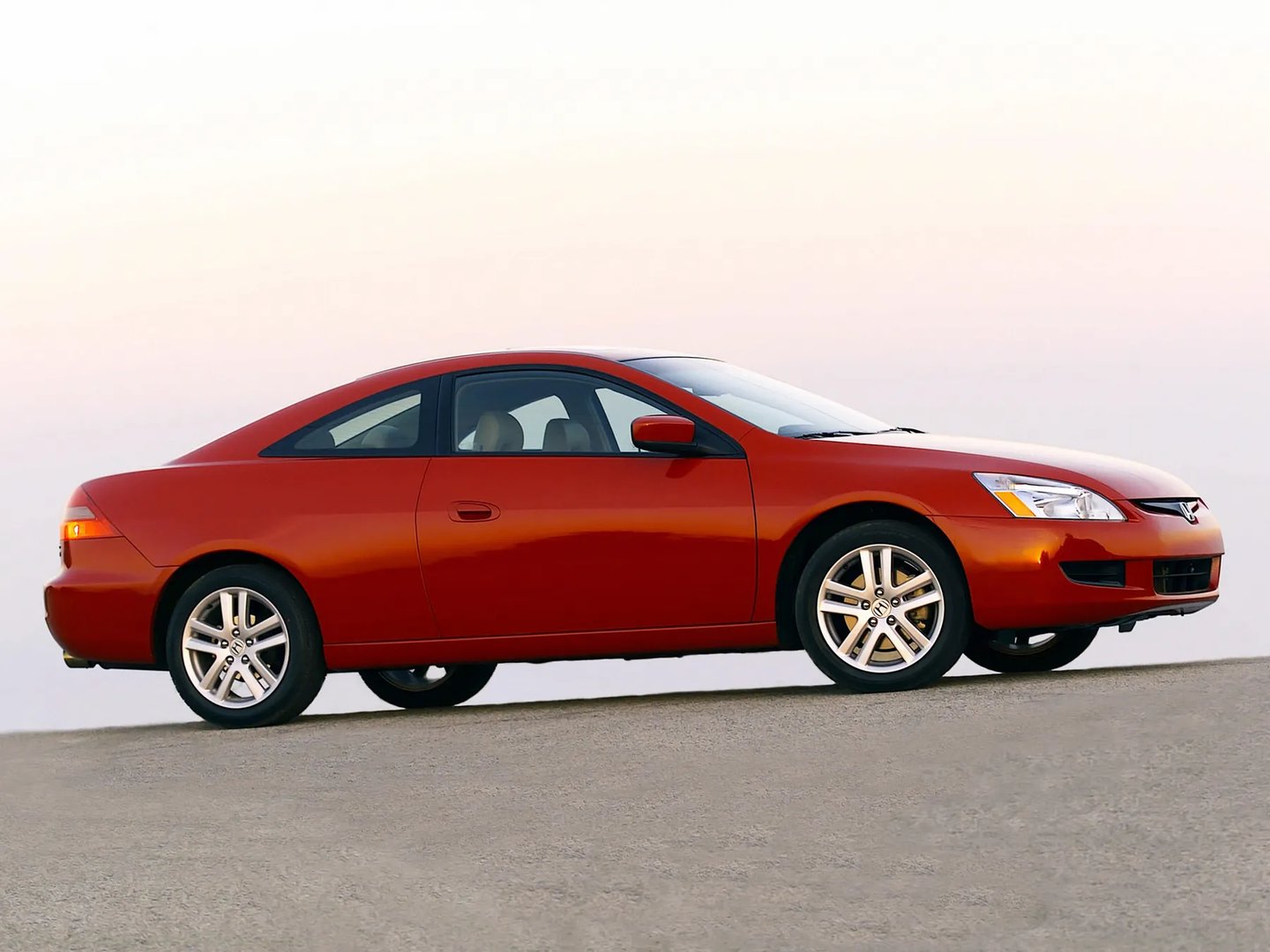 Honda_Accord_7_generation__Coupe__3.jpg