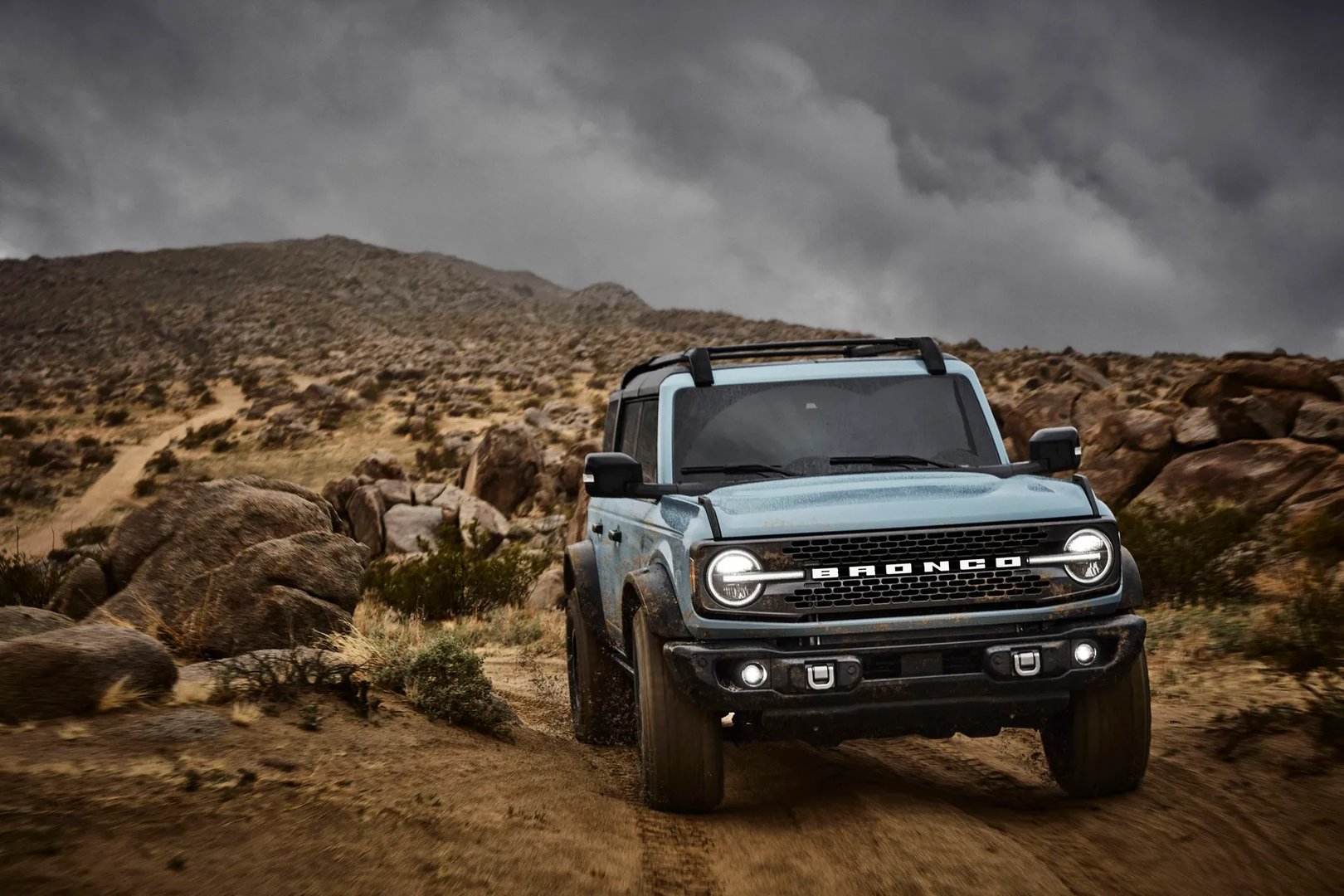 Ford_Bronco_6_generation__SUV_5-doors__6.jpg