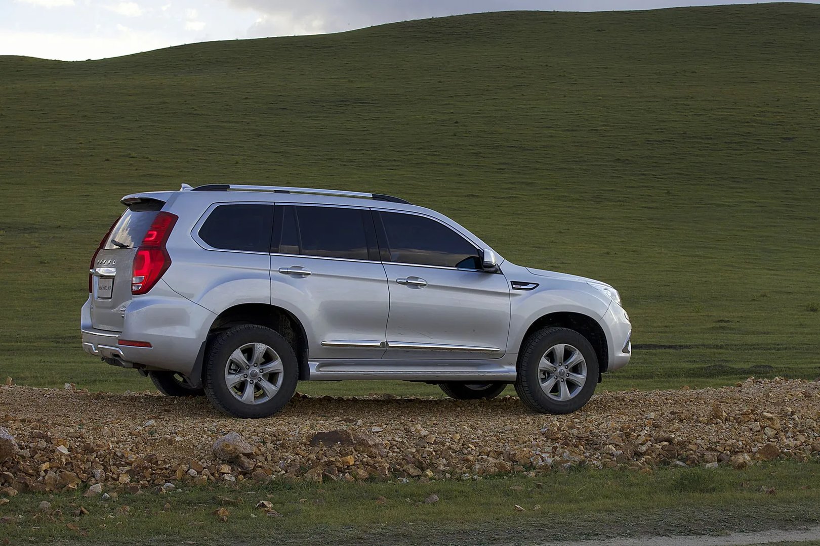 Haval_H9_1_generation__SUV_5-doors__2.jpg