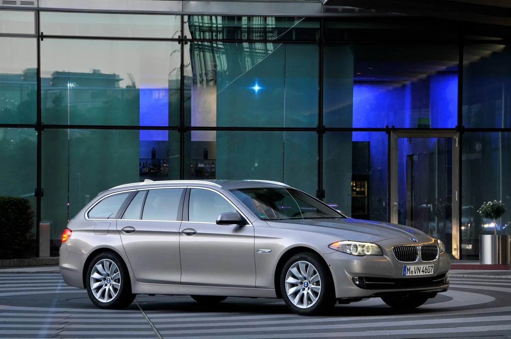 BMW 5 series 6 generation  Estate 5-door