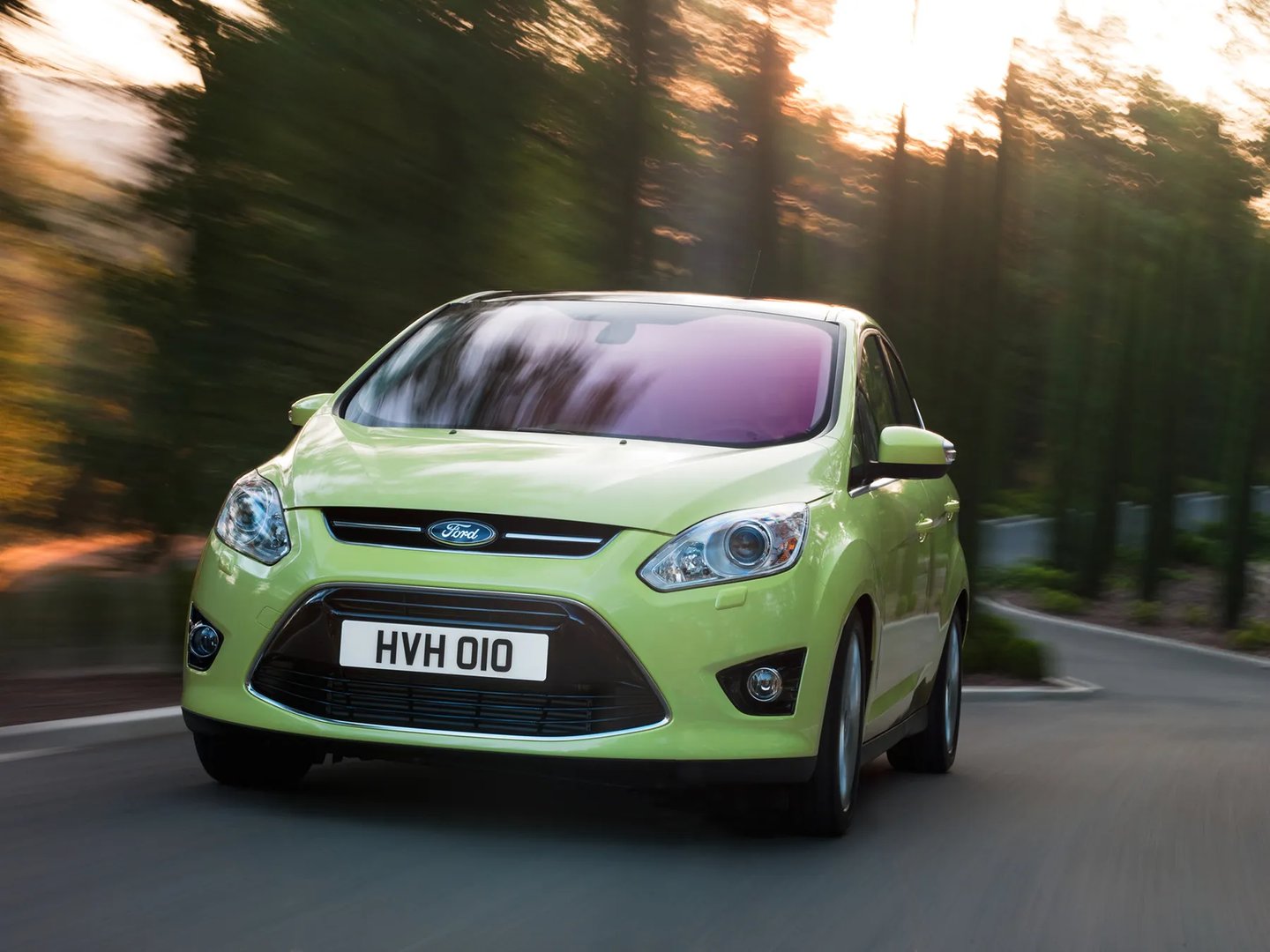 Ford_C-MAX_2_generation__Compact_Van__9.jpg