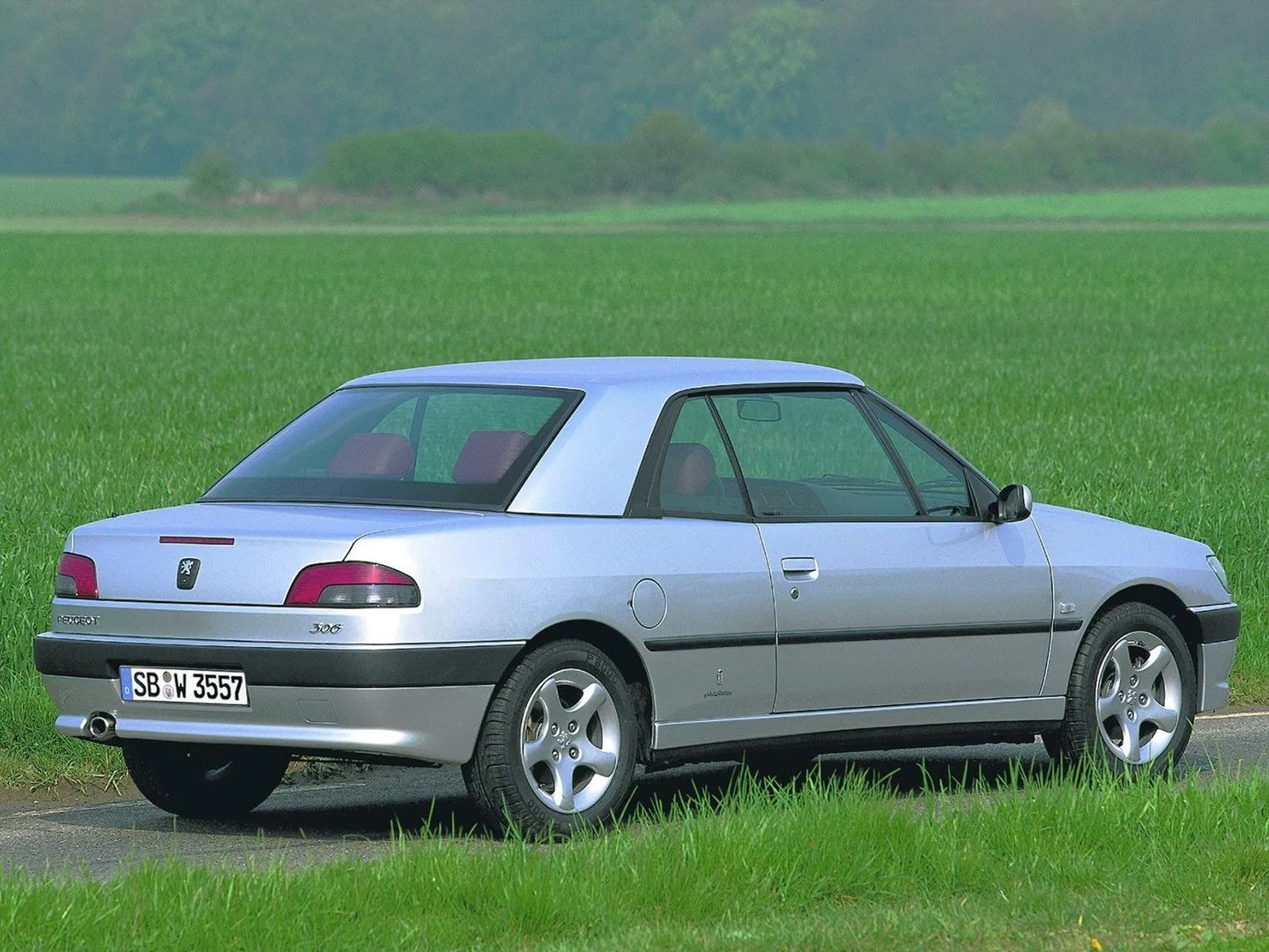 Peugeot_306_1_generation__Cabrio__7.jpg