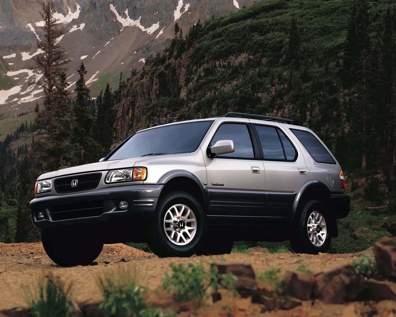 Honda_Passport_2_generation__SUV_5-doors__4.jpg
