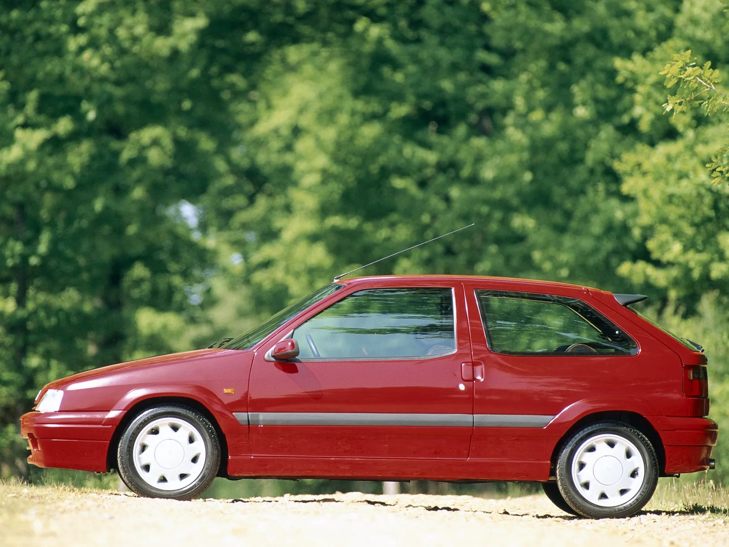 Citroen_ZX_1_generation__Mini_3-doors__2.jpg