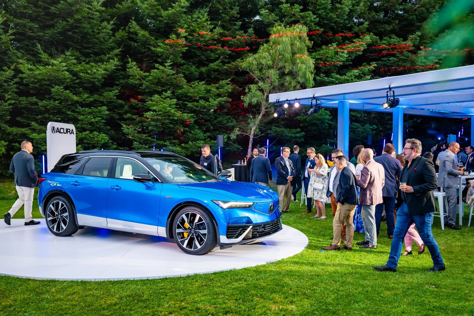 Acura_ZDX_2_generation__SUV_5-doors__2.jpg