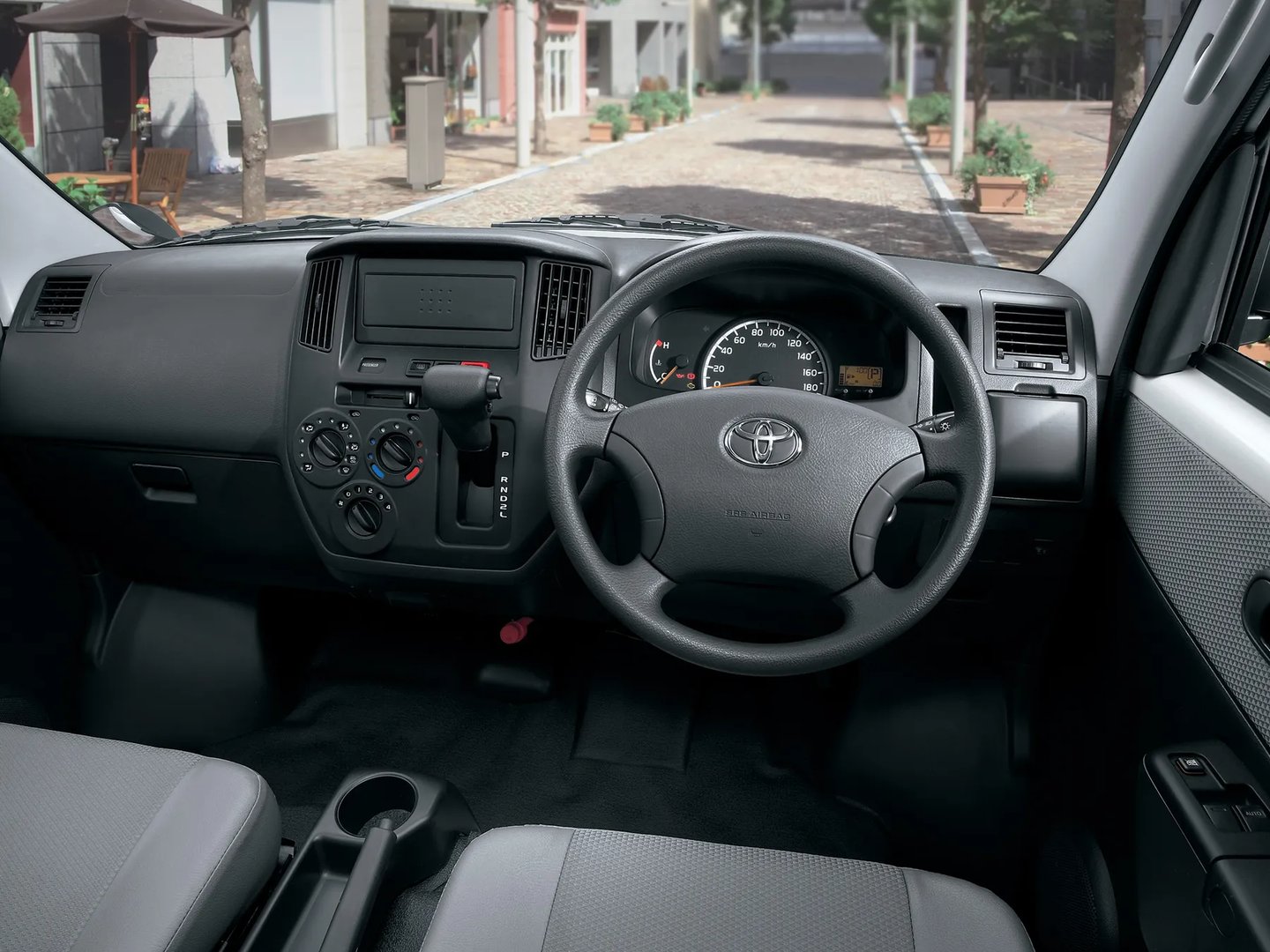 Toyota_Lite_Ace_6_generation__Minivan__4.jpg