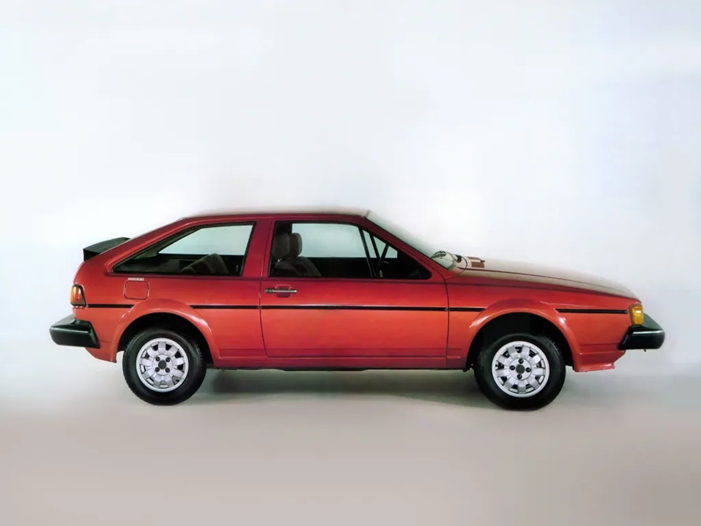 Volkswagen_Scirocco_2_generation__Hatchback_3-door__3.jpg