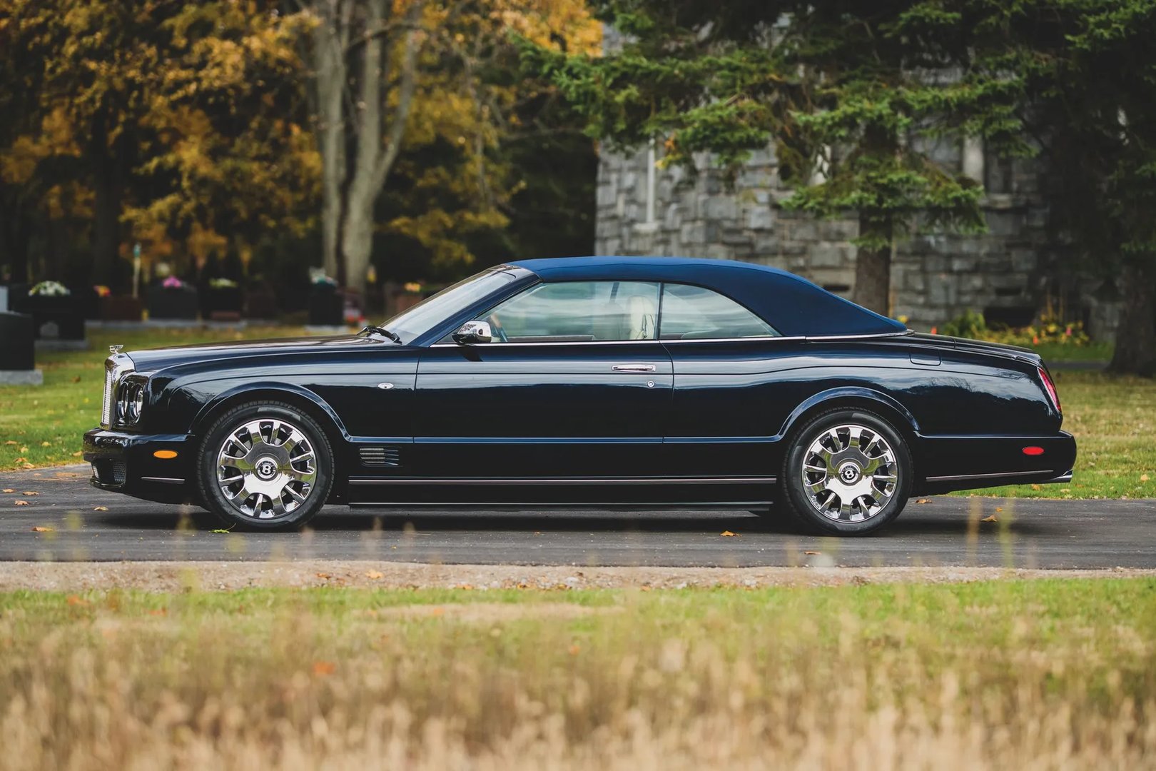 Bentley_Azure_2_generation__Cabrio__4.jpg
