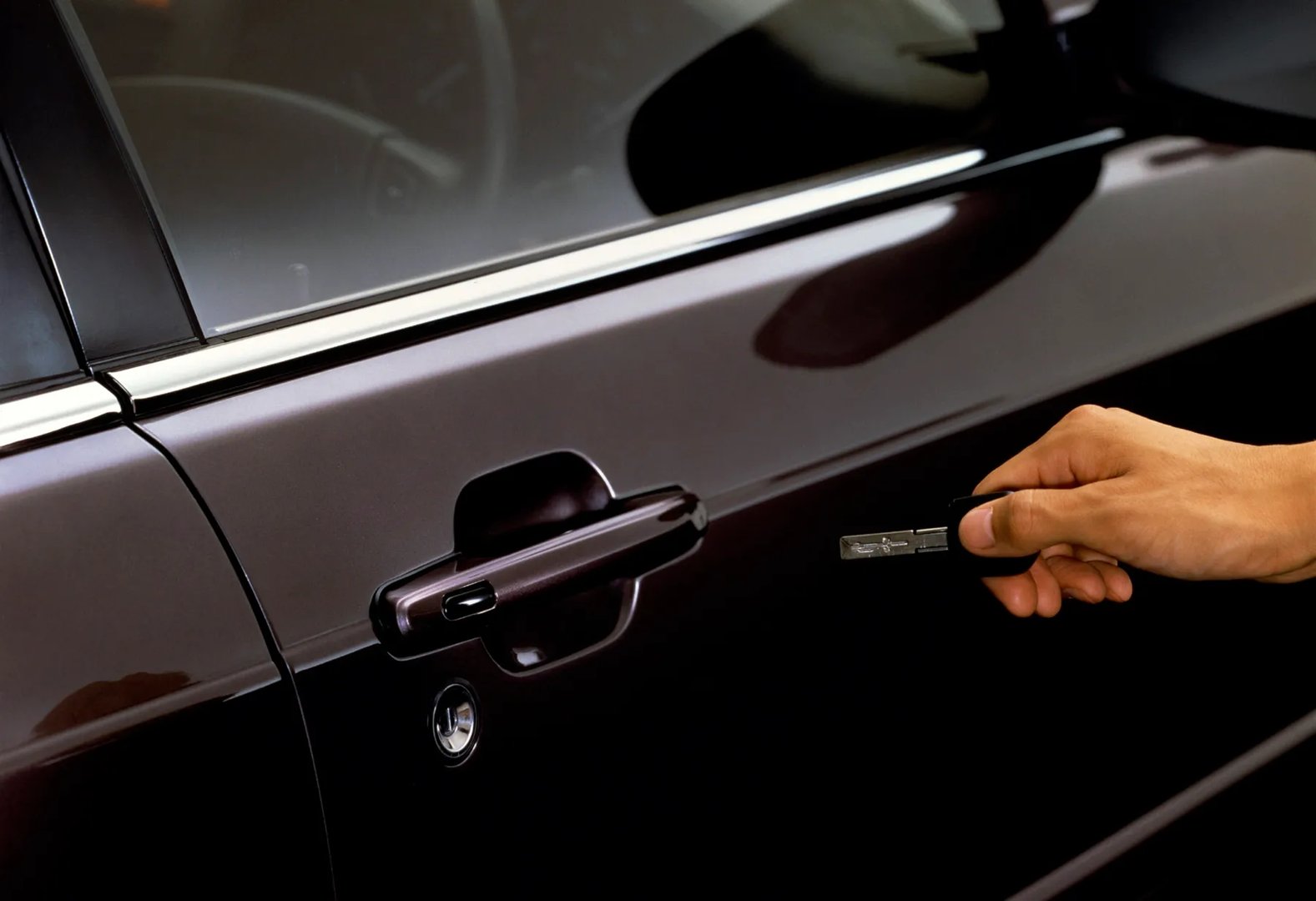 Honda_Legend_2_generation__Sedan__8.jpg
