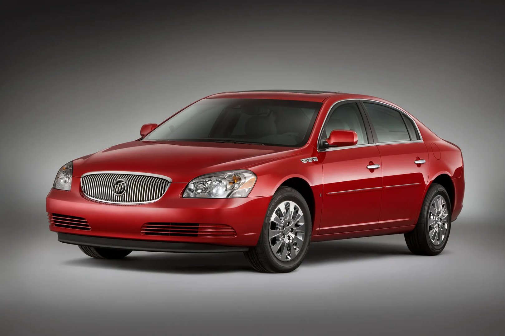 Buick_Lucerne_1_generation_restyling__Sedan__1.jpg