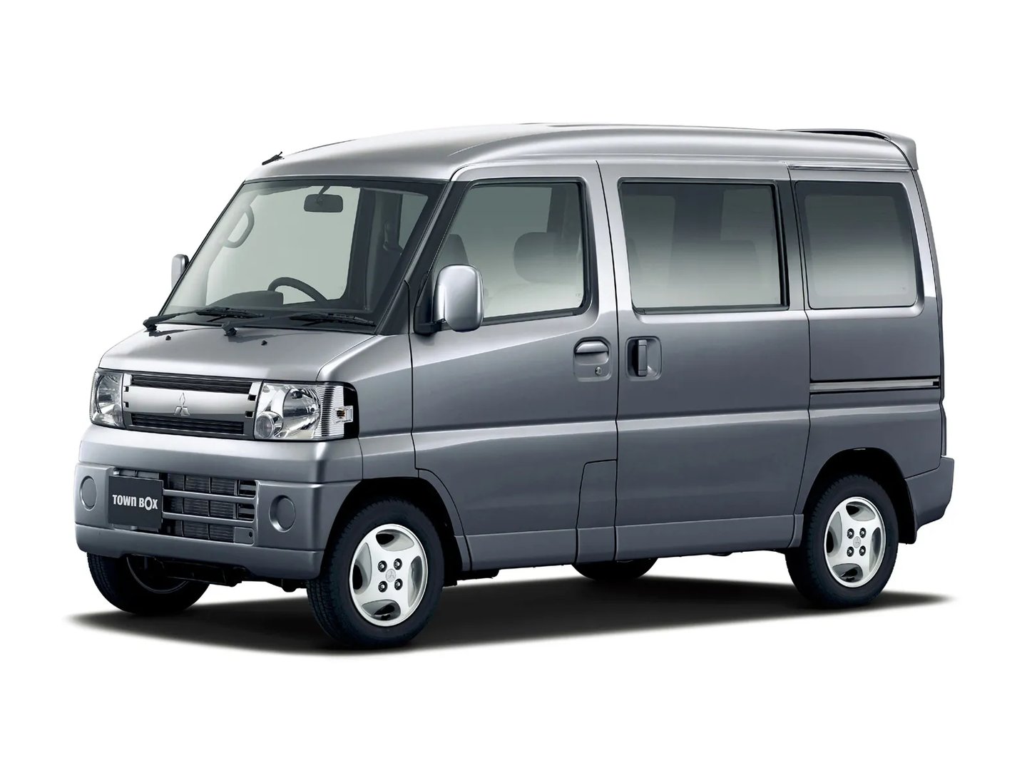 Mitsubishi_Town_Box_1_generation__Microvan__1.jpg