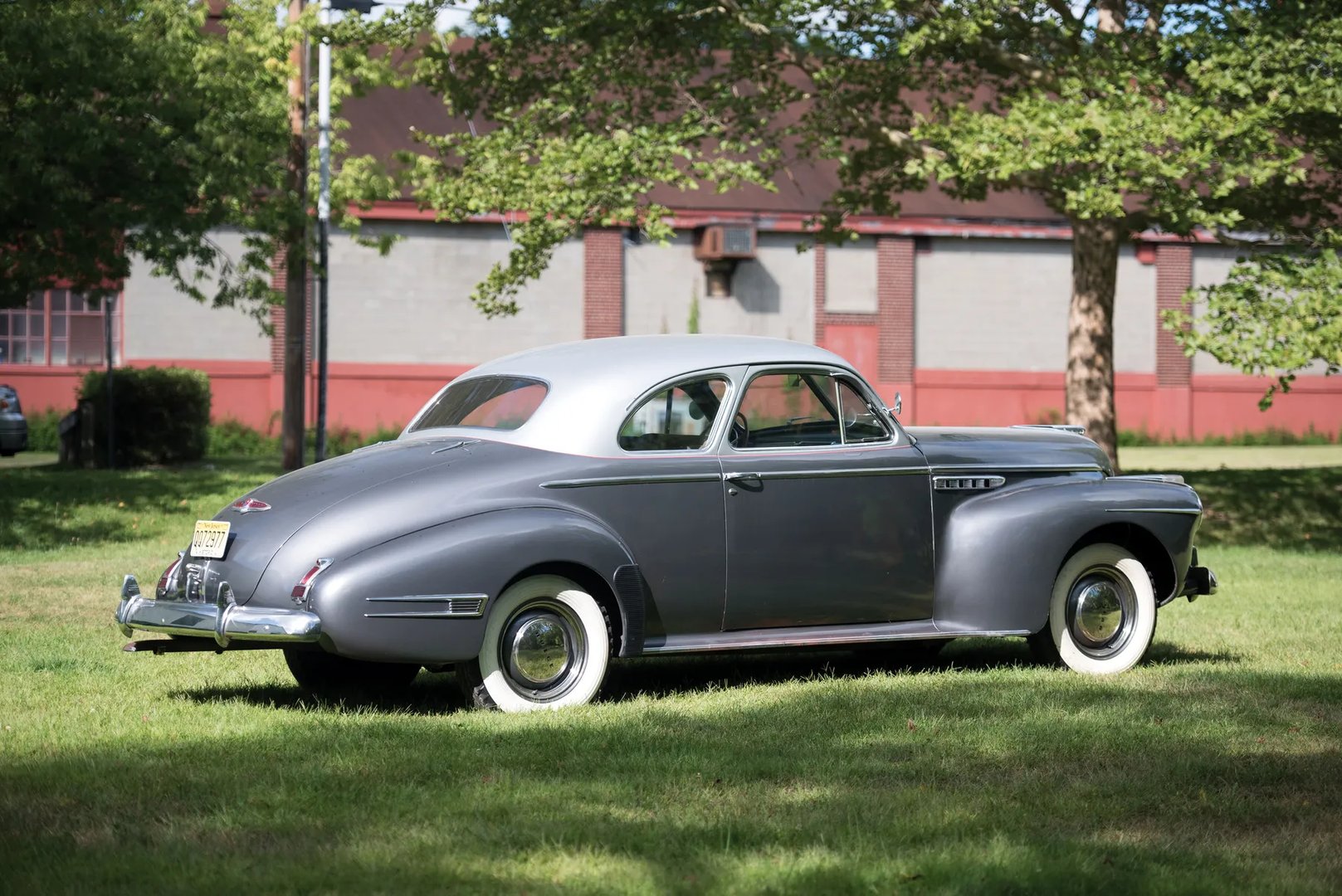 Buick_Super_1_generation__Coupe__1.jpg