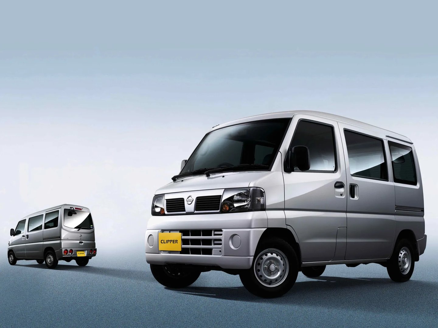 Nissan_NV100_Clipper_1_generation__Microvan__2.jpg