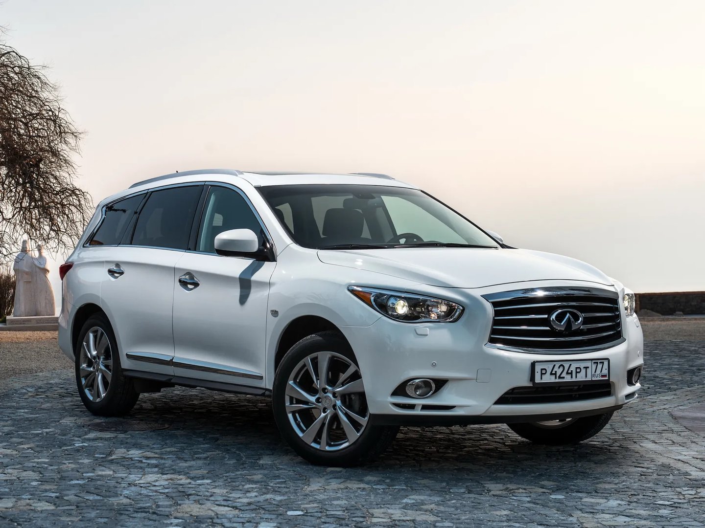 Infiniti_JX_1_generation__SUV_5-doors__6.jpg