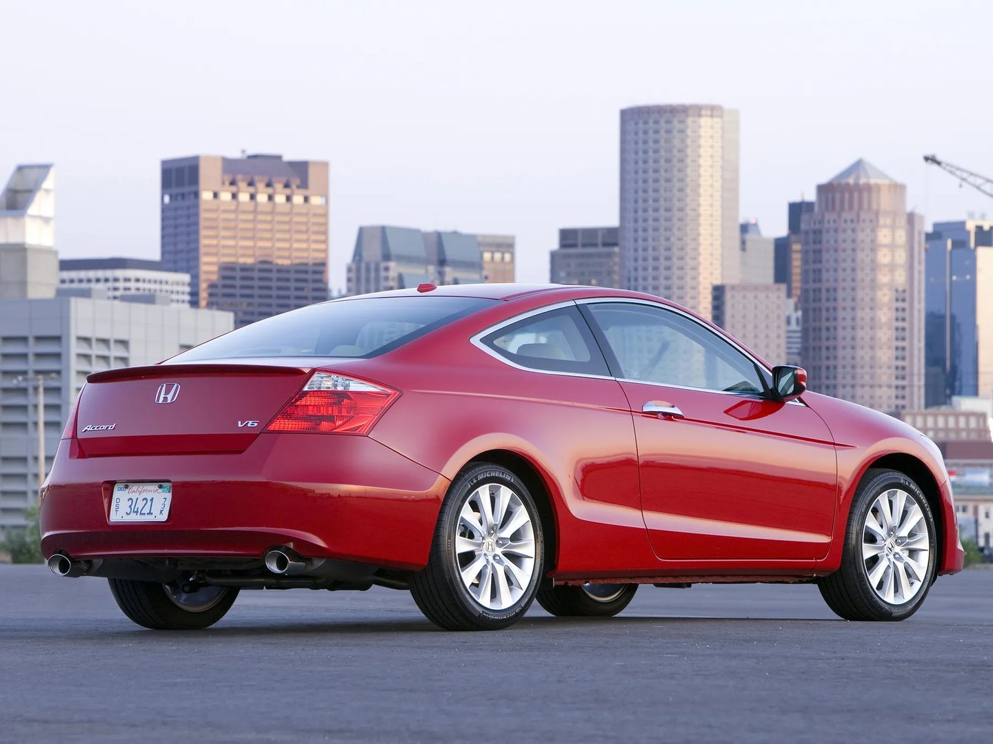 Honda_Accord_8_generation__Coupe__2.jpg