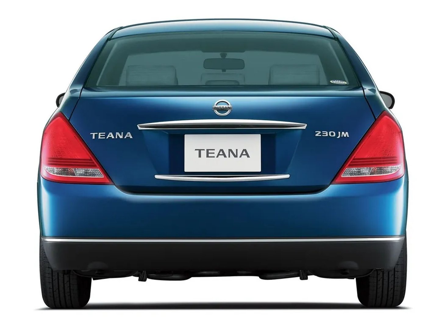 Nissan_Teana_1_generation__Sedan__4.jpg