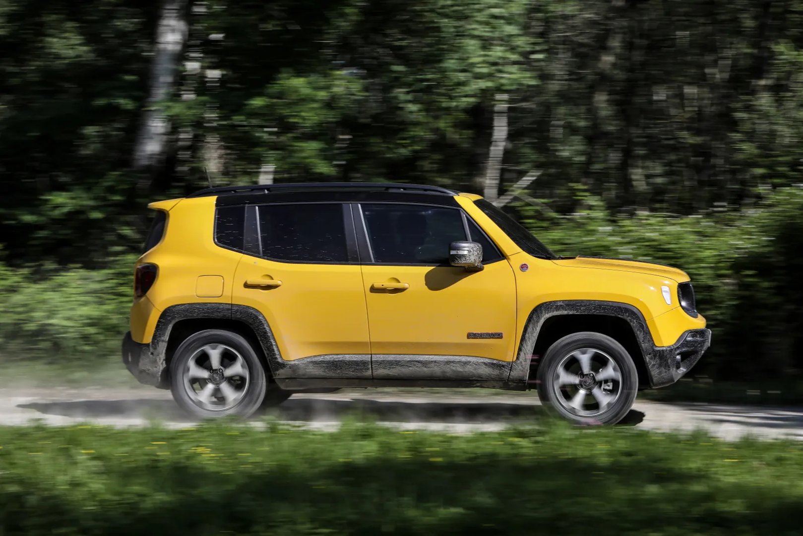 Jeep_Renegade_1_generation__SUV_5-doors__5.jpg