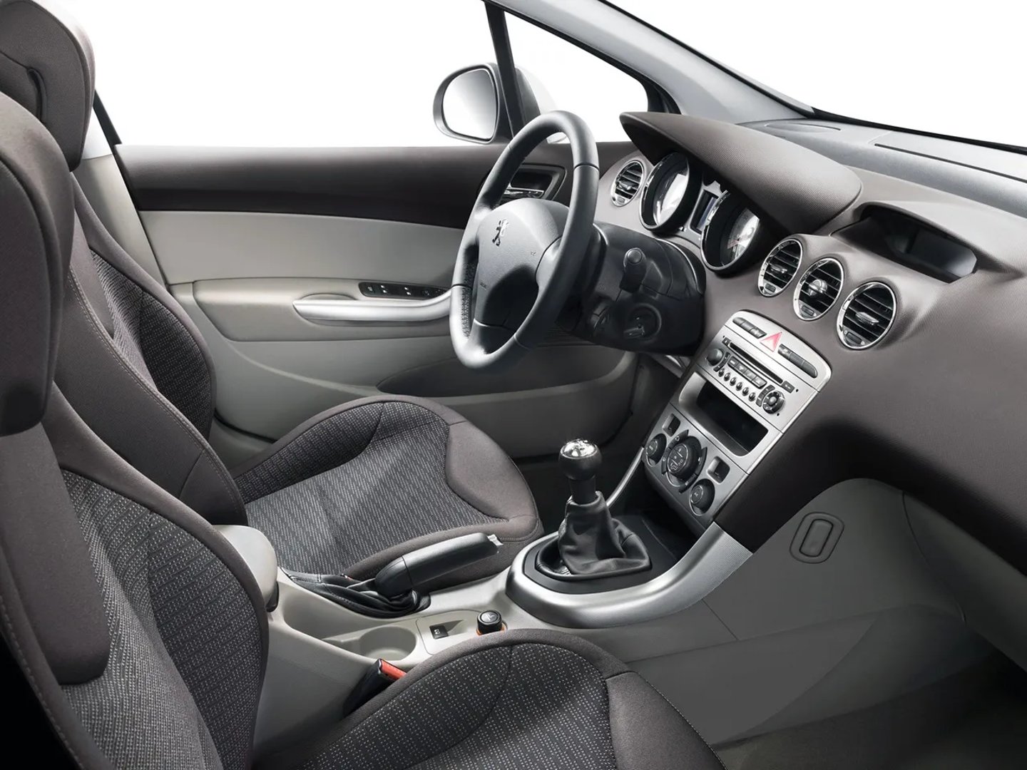Peugeot_308_1_generation__Hatchback_3-door__7.jpg