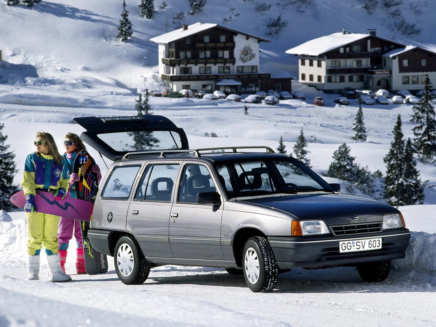 Opel_Kadett_5_generation_restyling__Estate_5-door__2.jpg