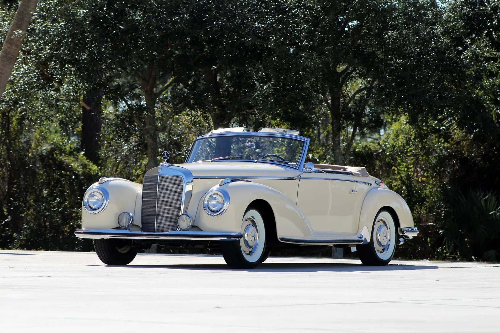 Mercedes_W188_1_generation__Roadster__6.jpg