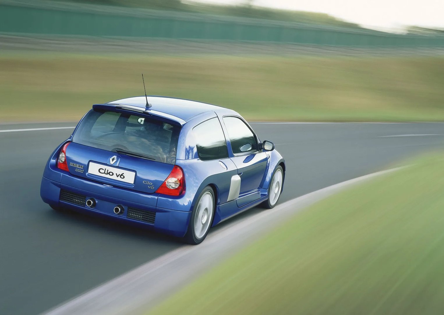Renault_Clio_V6_1_generation__Hatchback_3-door__6.jpg