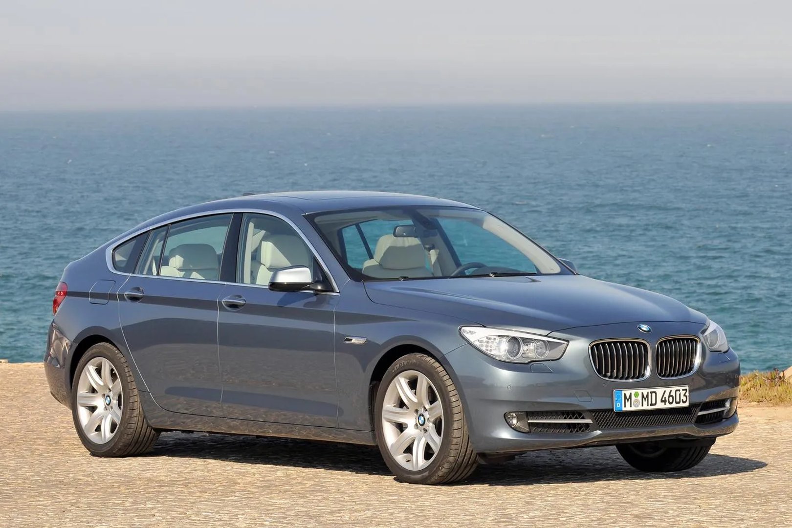 BMW 5 series 6 generation  Liftback
