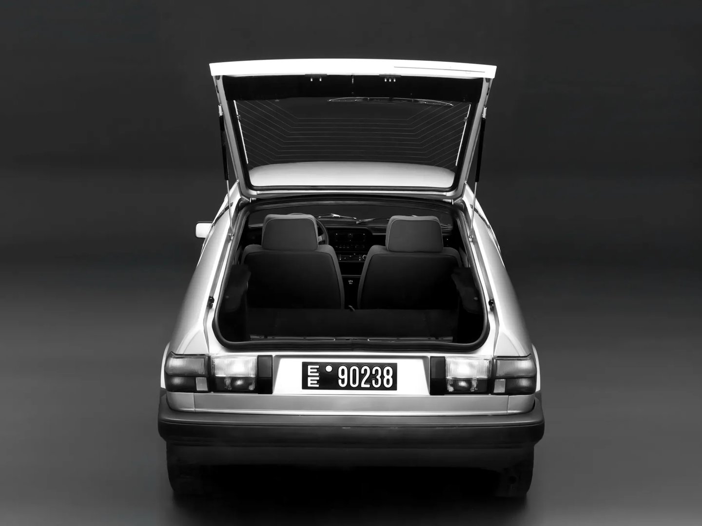 Alfa Romeo_Alfasud_1_generation__Mini_3-doors__9.jpg