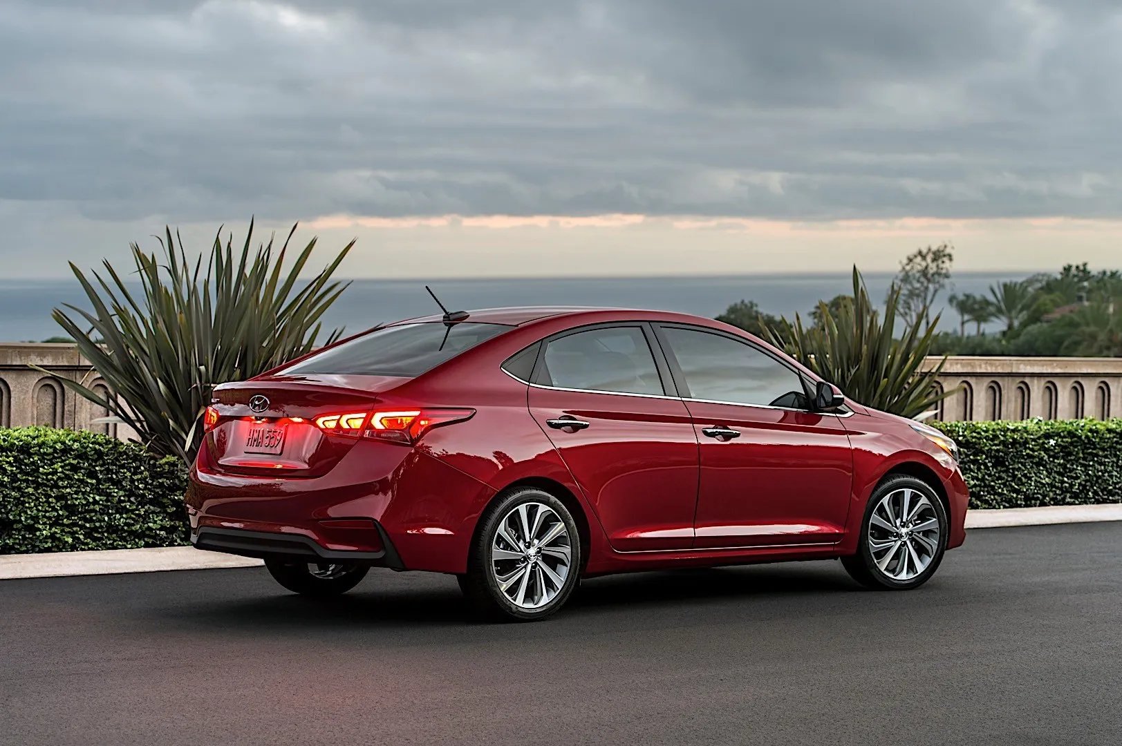 Hyundai_Accent_5_generation_restyling__Sedan__8.jpg