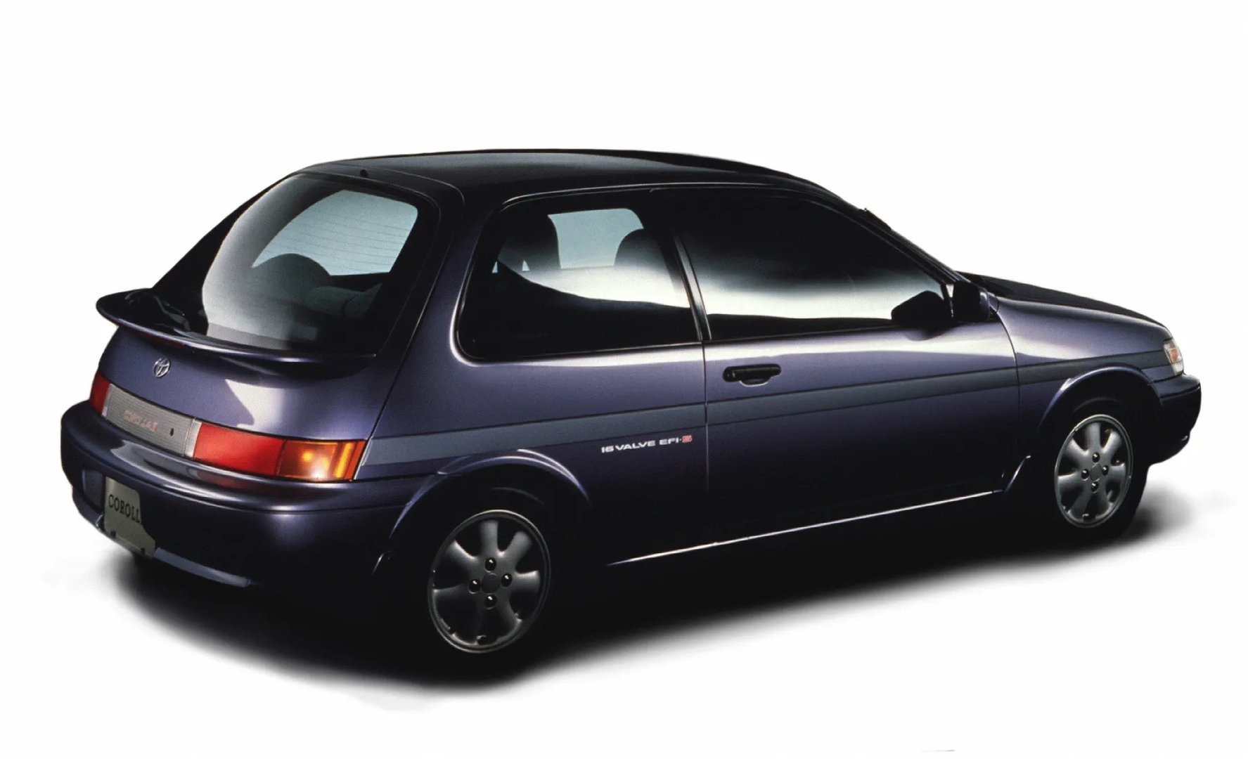 Toyota_Corolla_II_3_generation__Hatchback_3-door__1.jpg