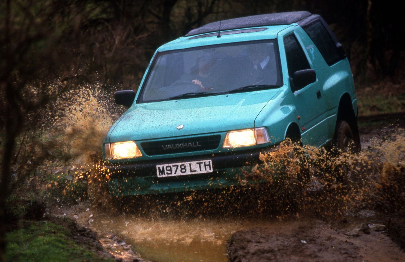 vauxhall_Frontera_1_generation__SUV_3-doors__1.jpg