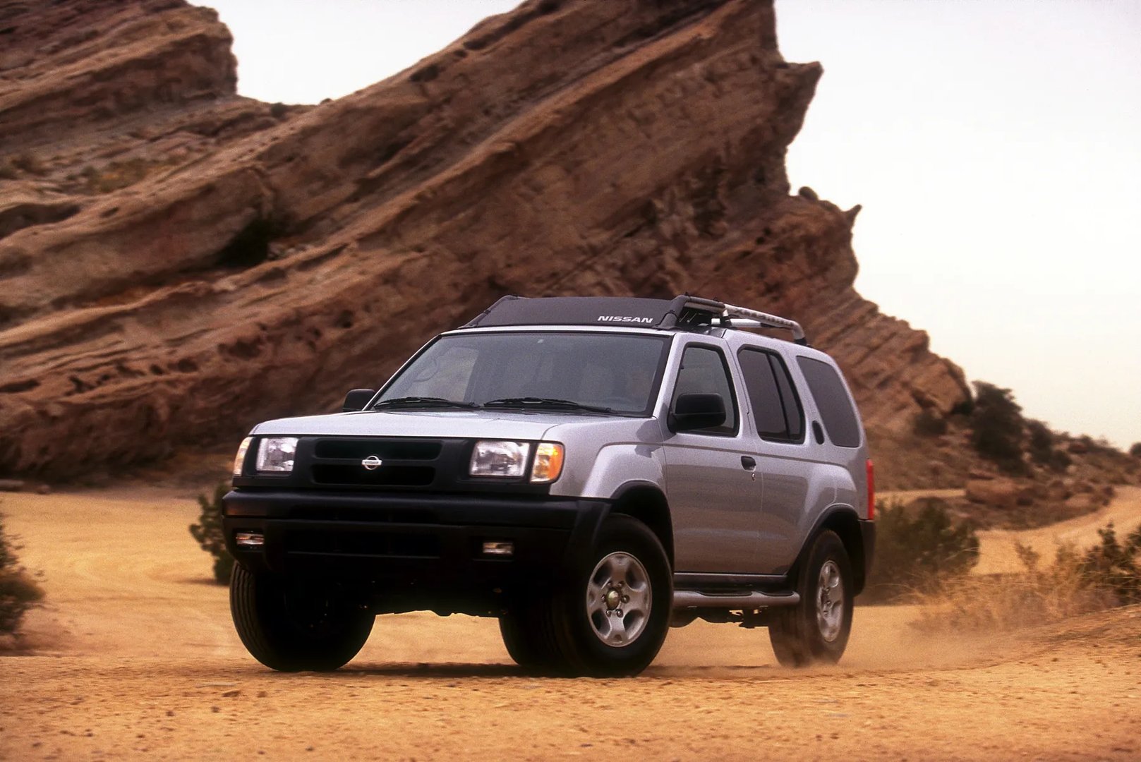 Nissan_Xterra_1_generation__SUV_5-doors__1.jpg