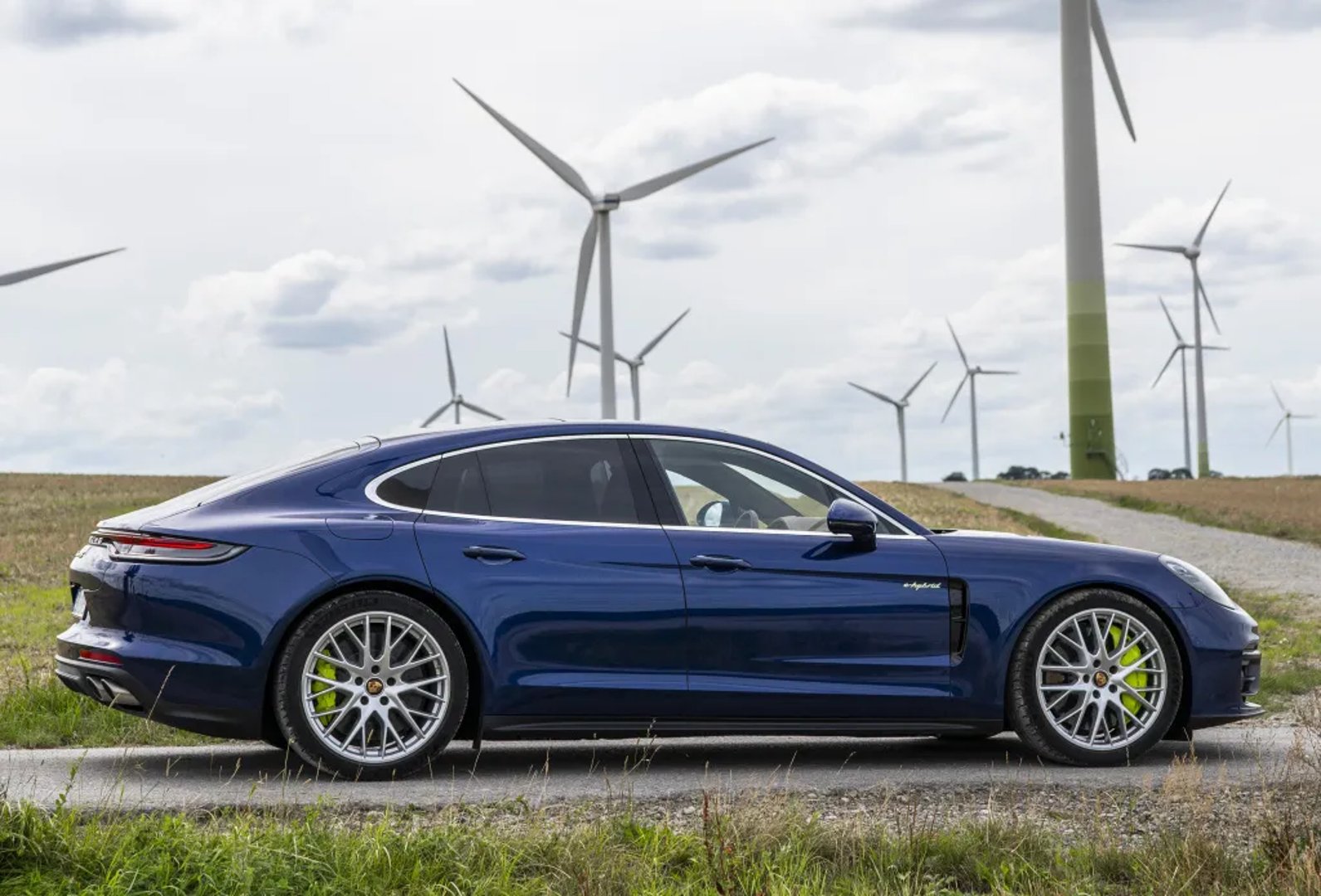 Porsche_Panamera_2_generation_restyling__Liftback__7.jpg
