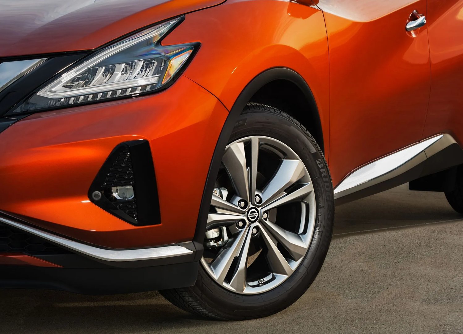 Nissan_Murano_3_generation_restyling_1__SUV_5-doors__10.jpg