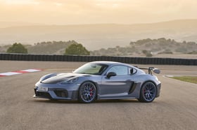 porsche 718 Cayman GT4 RS