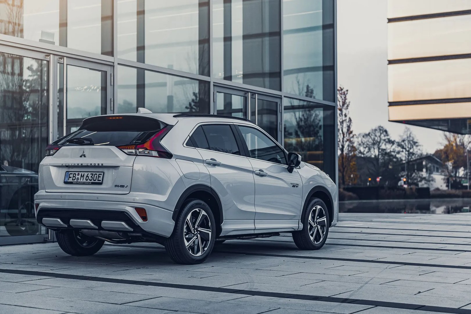 Mitsubishi_Eclipse_Cross_1_generation_restyling__SUV_5-doors__12.jpg