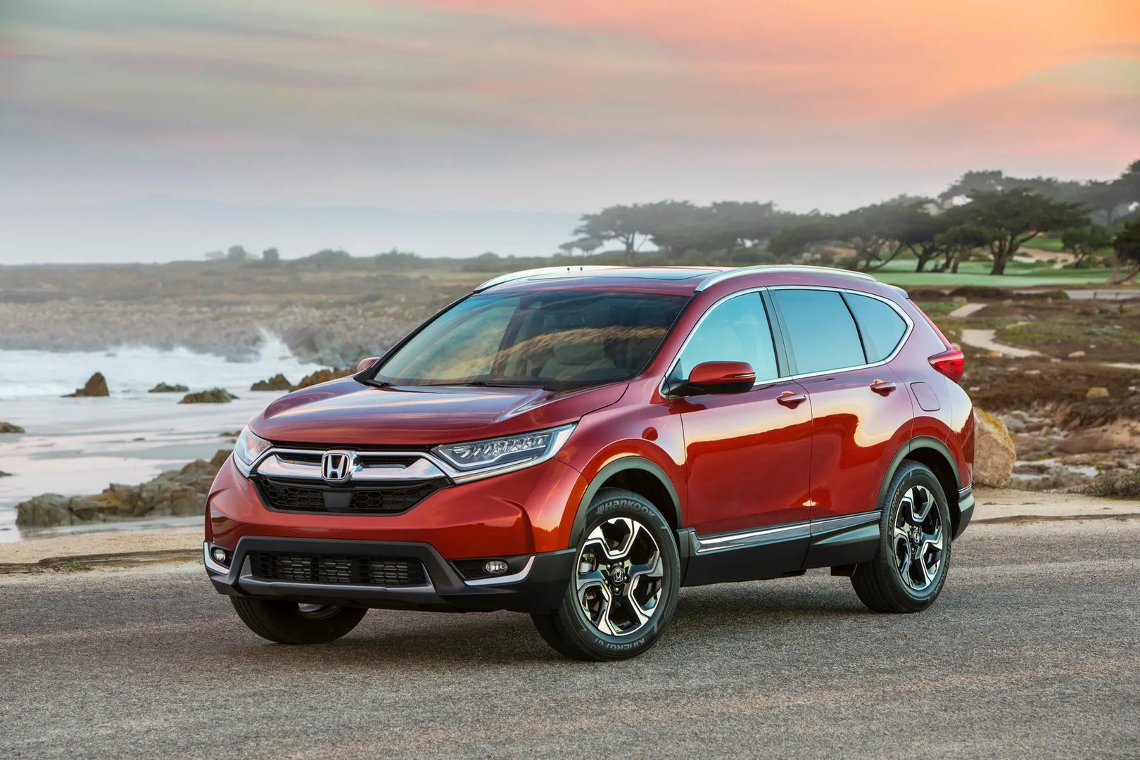 Honda_CR-V_5_generation__SUV_5-doors__8.jpg
