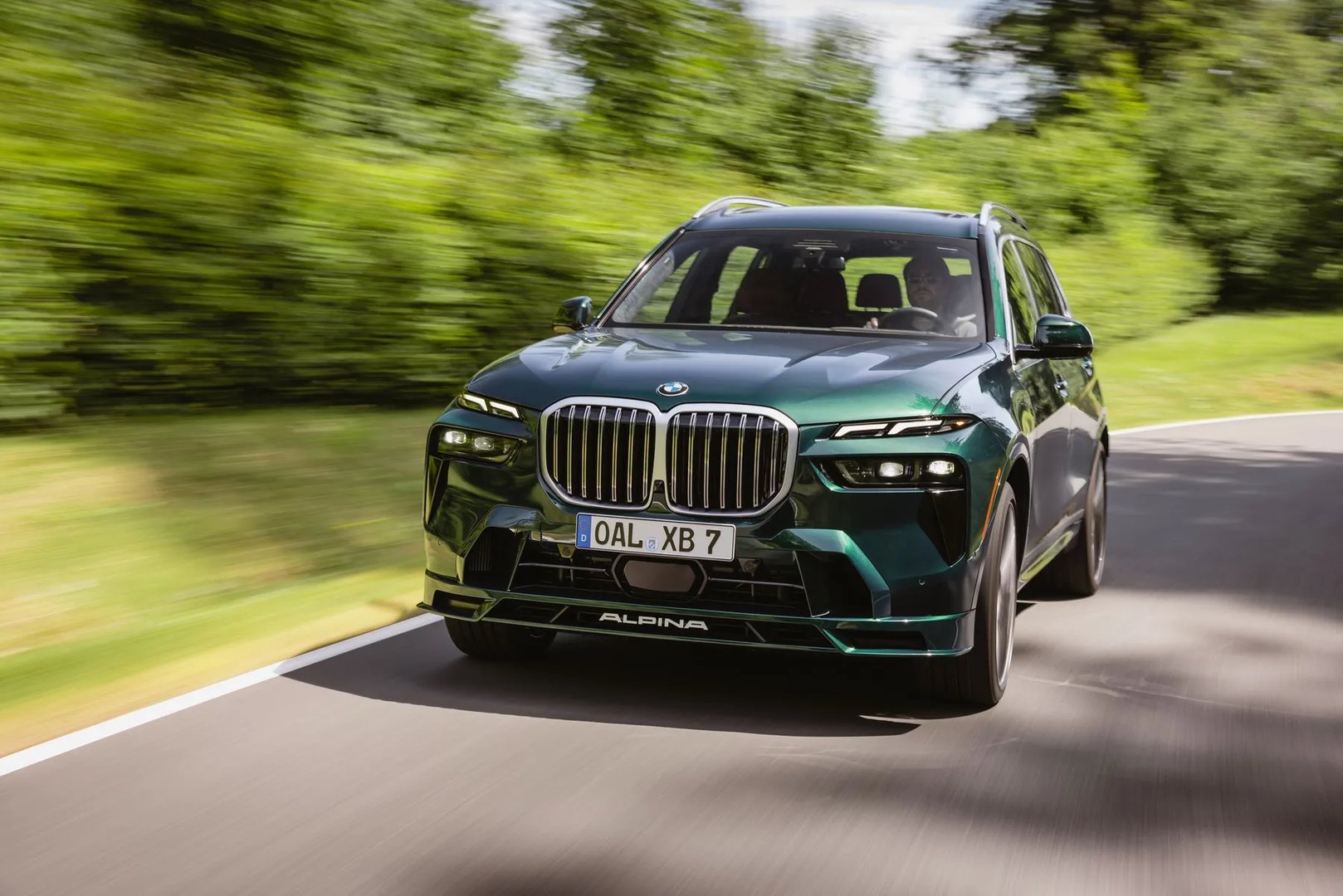 Alpina_XB7_1_generation_restyling__SUV_5-doors__6.jpg
