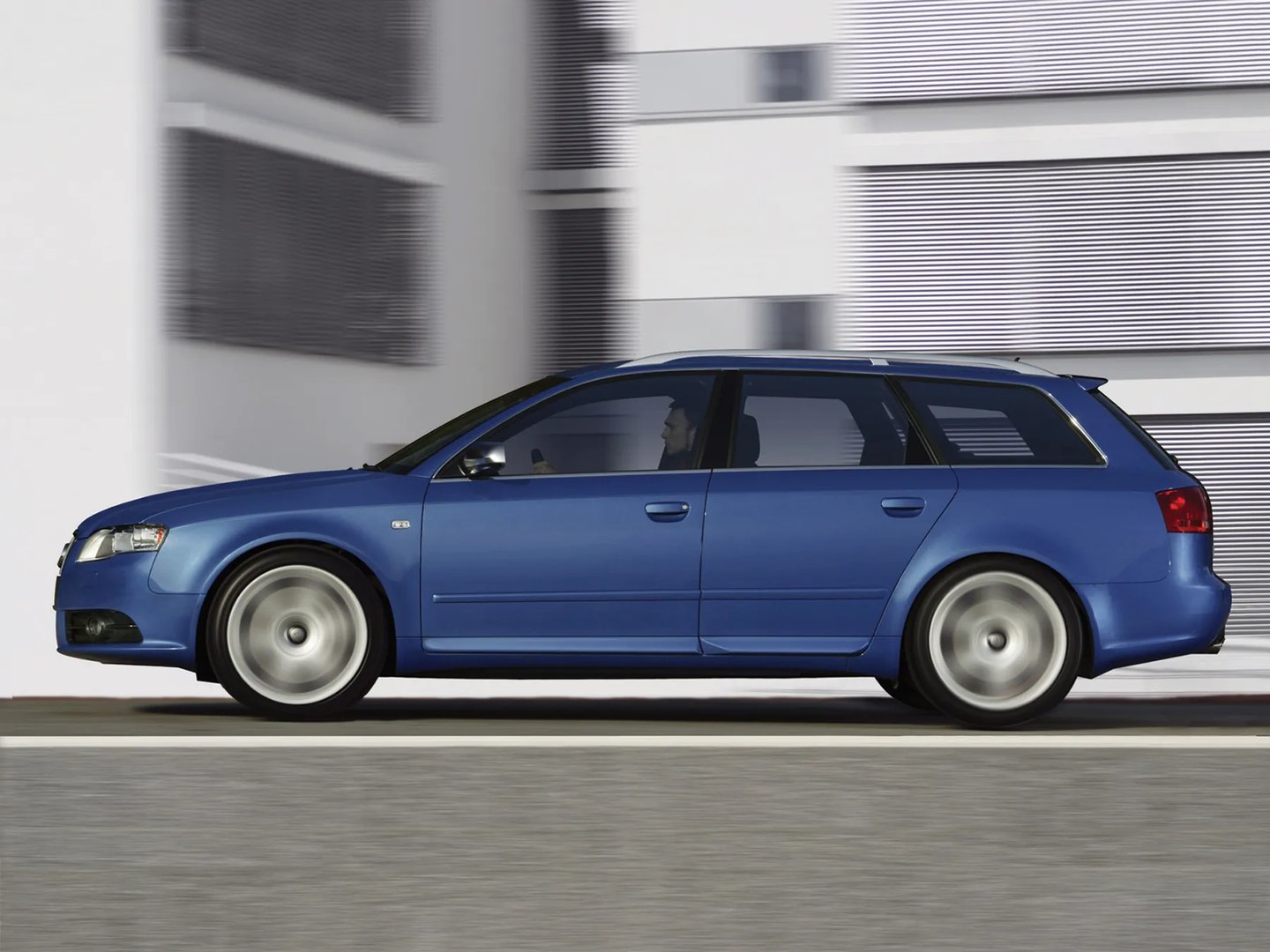 Audi_S4_3_generation__Estate_5-door__2.jpg