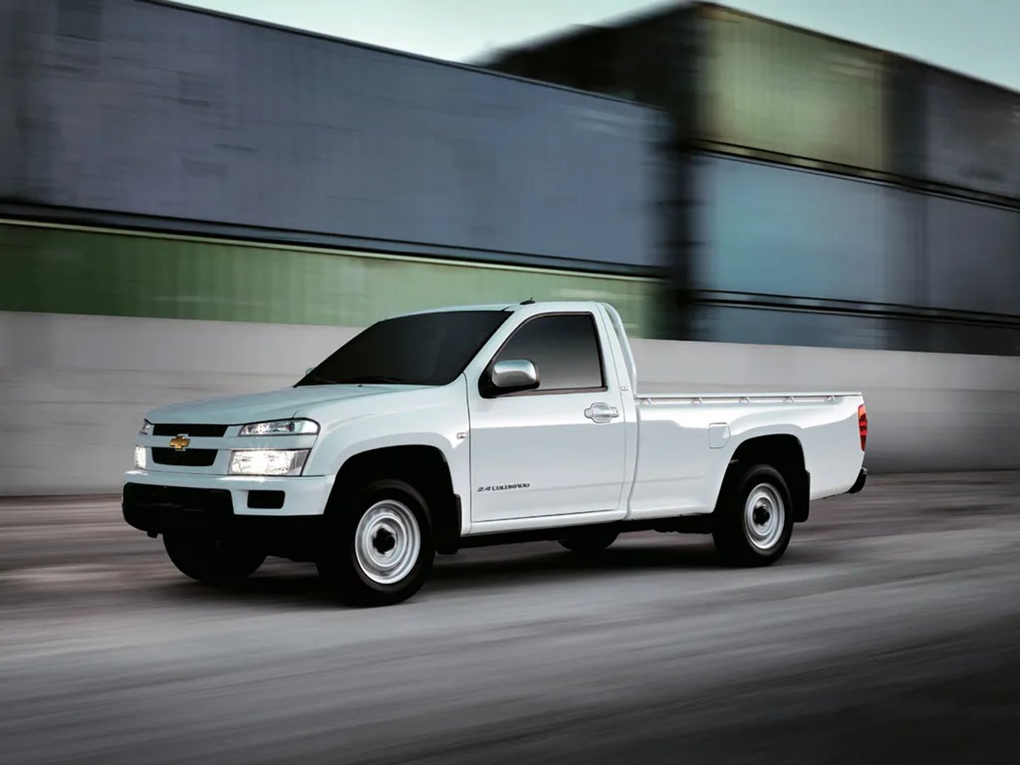 Chevrolet_Colorado_1_generation__Pickup_single-cab__10.jpg