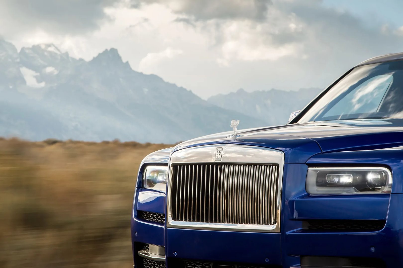 Rolls-Royce_Cullinan_1_generation__SUV_5-doors__11.jpg