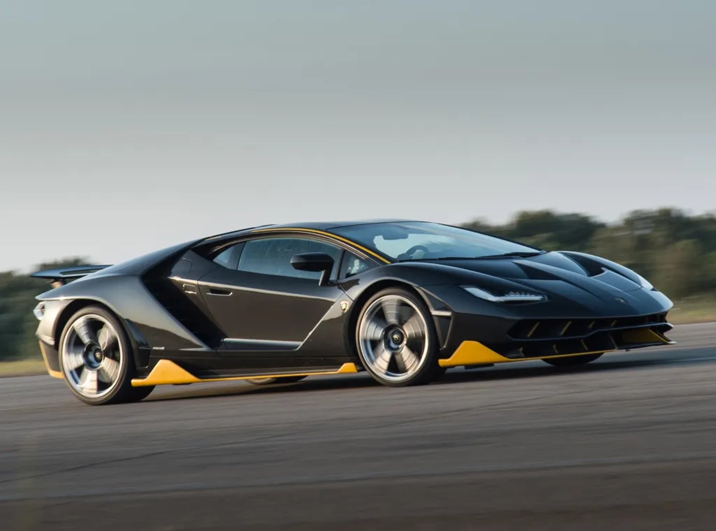 Lamborghini_Centenario_1_generation__Coupe__8.jpg