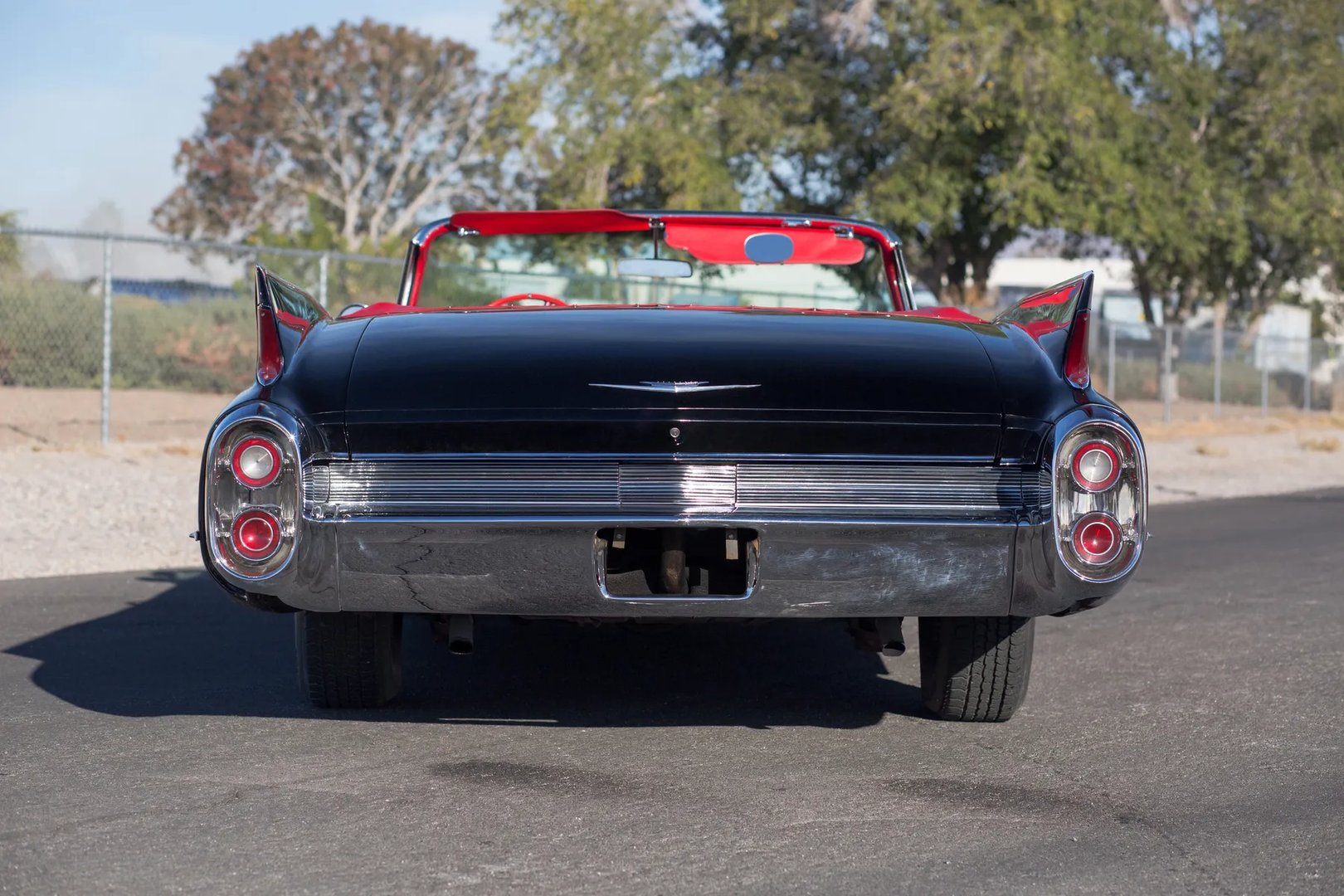 Cadillac_Series_62_6_generation__Cabrio__4.jpg