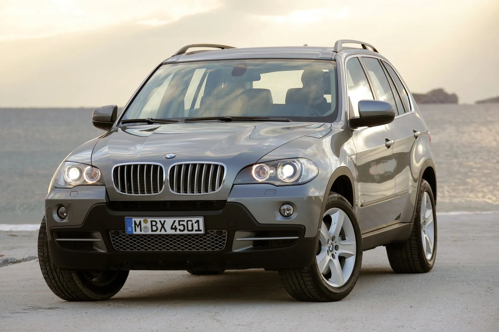 BMW_X5_2_generation__SUV_5-doors__4.jpg