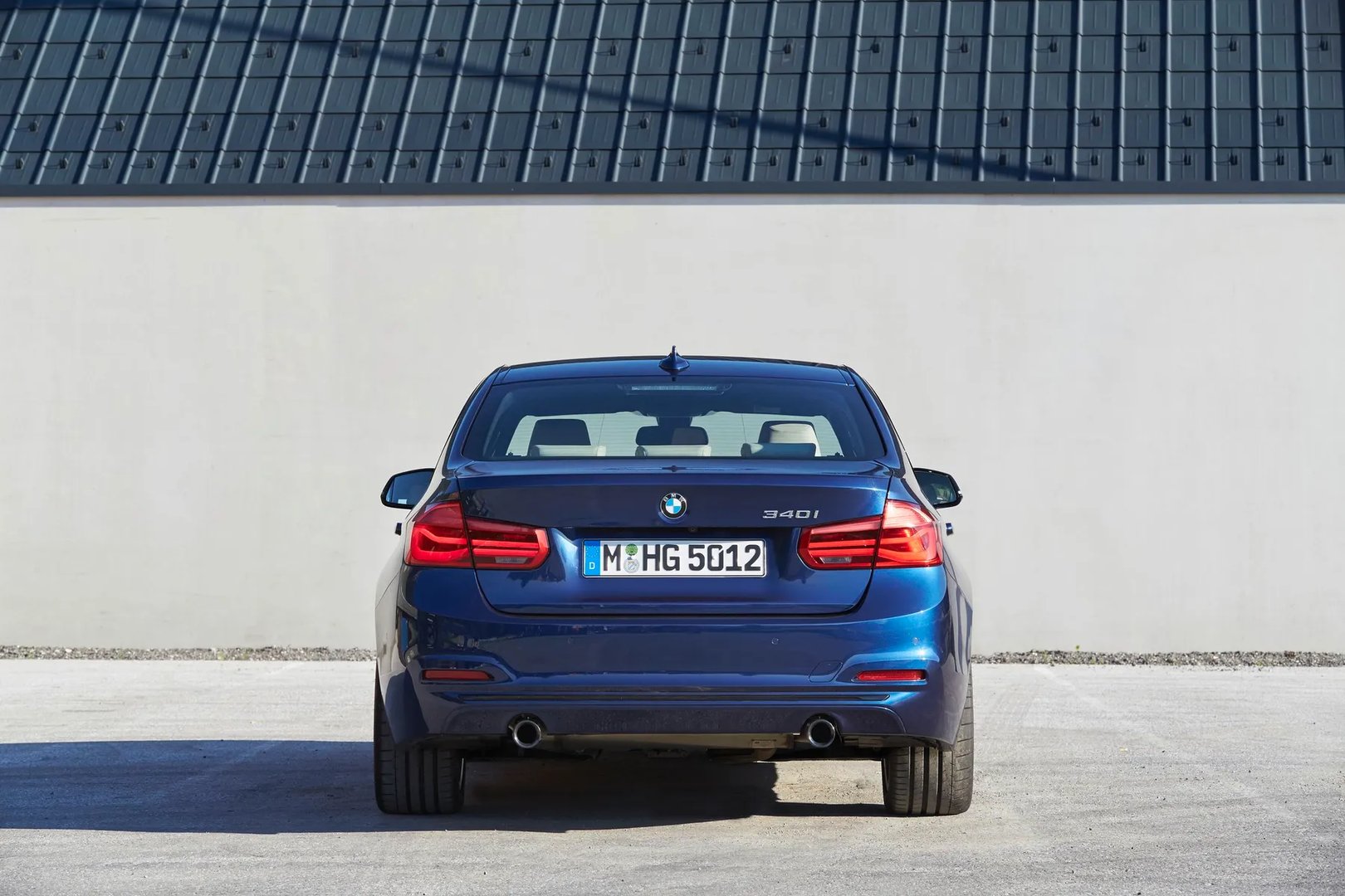 BMW_3_series_6_generation_restyling__Sedan__10.jpg