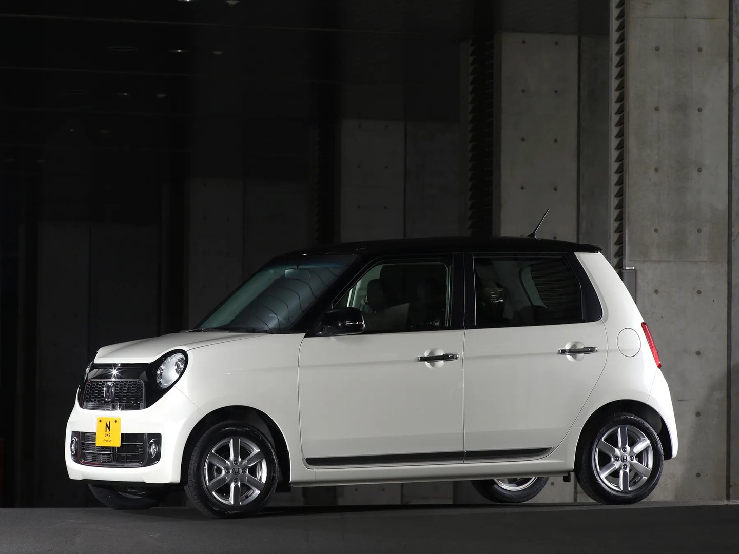 Honda_N-One_1_generation__Mini_5-doors__7.jpg