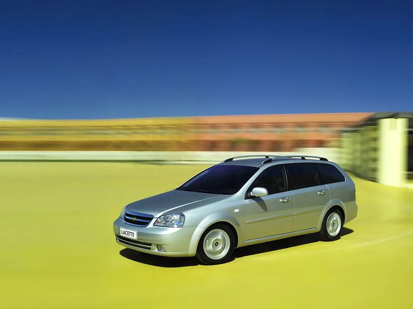 Chevrolet_Lacetti_1_generation__Estate_5-door__1.jpg