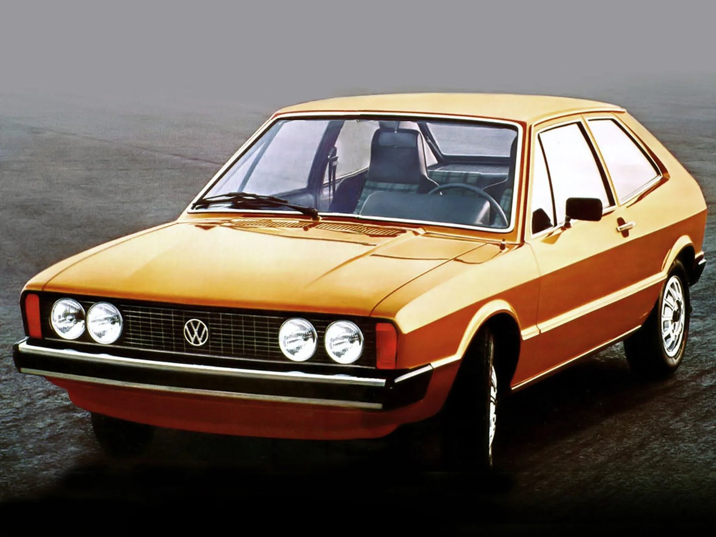 Volkswagen_Scirocco_1_generation__Hatchback_3-door__7.jpg