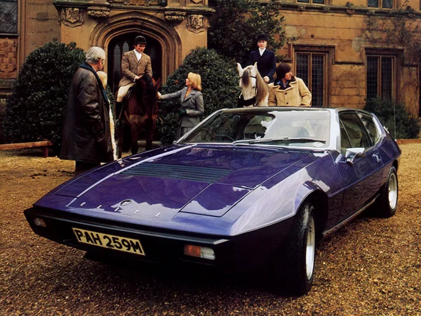 Lotus_Elite_2_generation__Estate_3-door__2.jpg