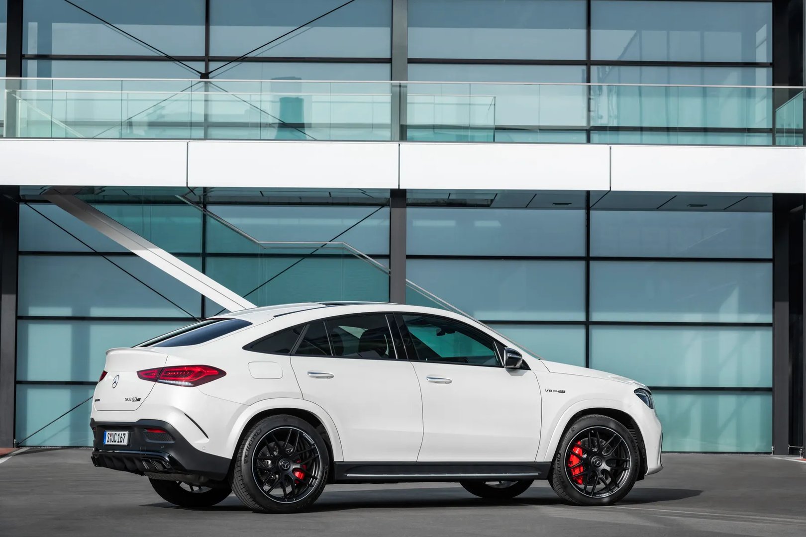 Mercedes_GLE_Coupe_AMG_2_generation__SUV_Coupe__3.jpg