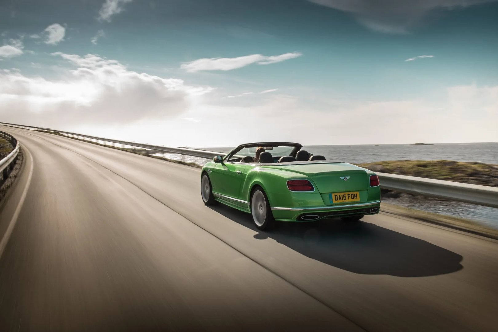 Bentley_Continental_GT_2_generation_restyling__Cabrio__7.jpg
